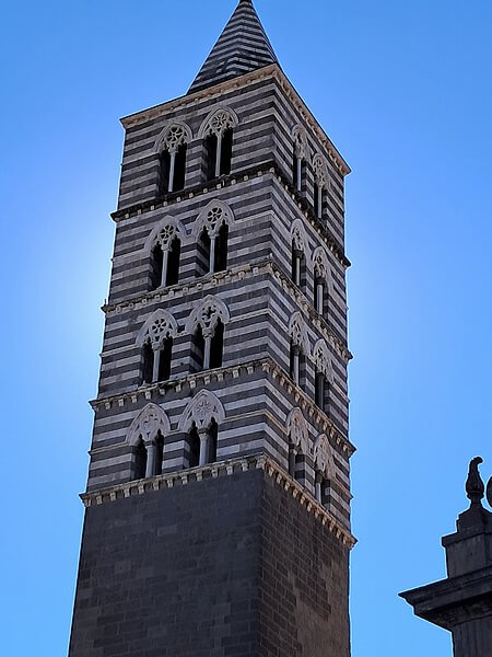 viterbo, campanile della cattedrale di S. Lorenzo